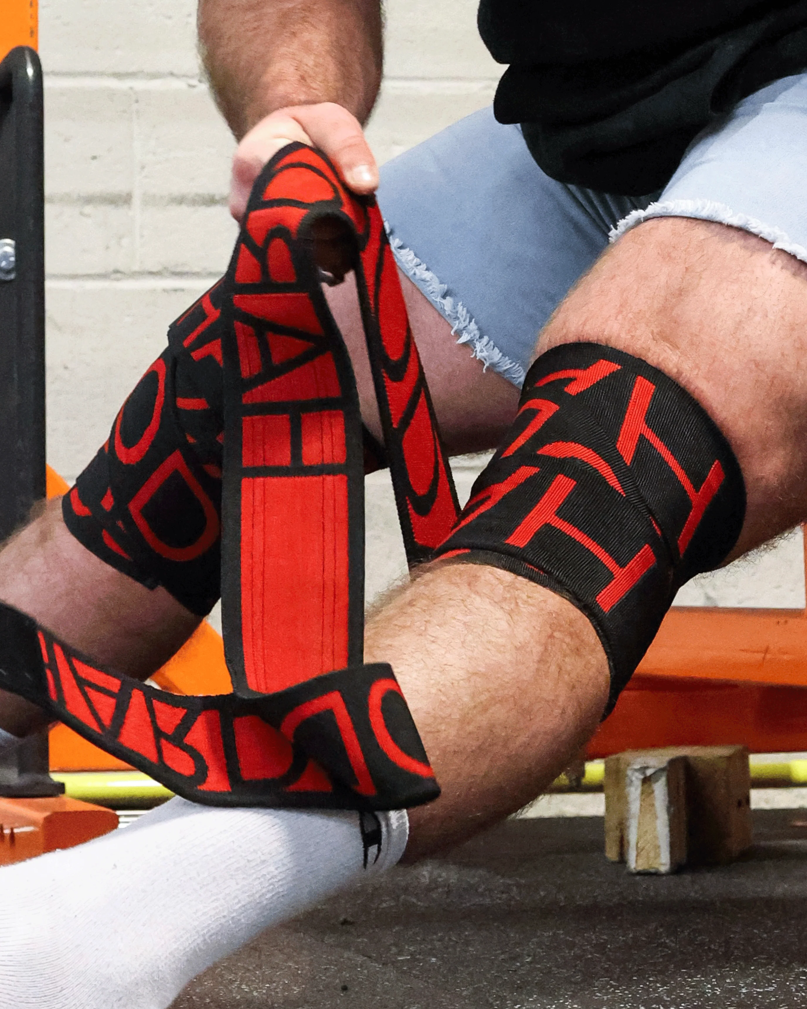 Knee Wraps Black - Image 6