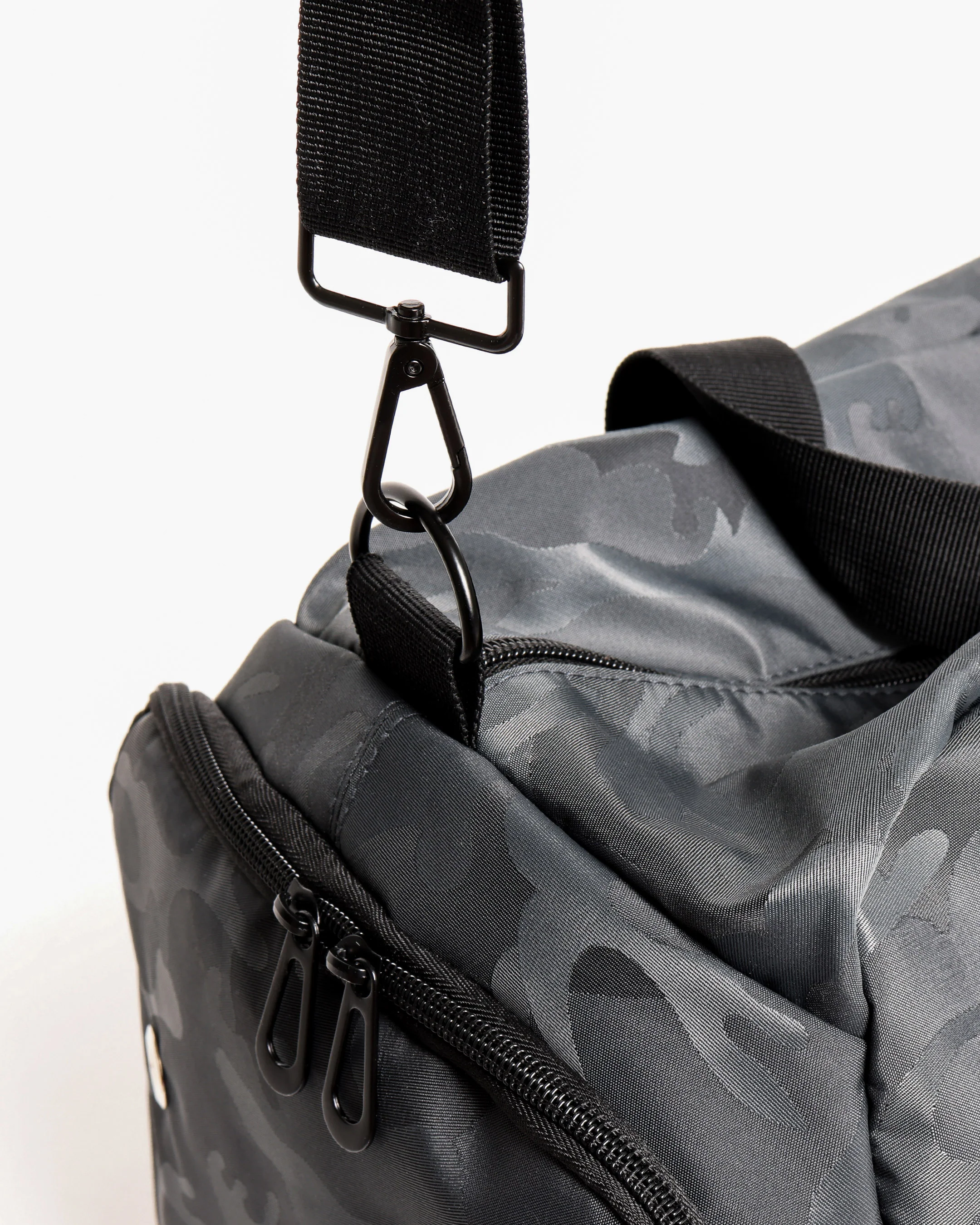 Camo Duffle Bag - Image 9