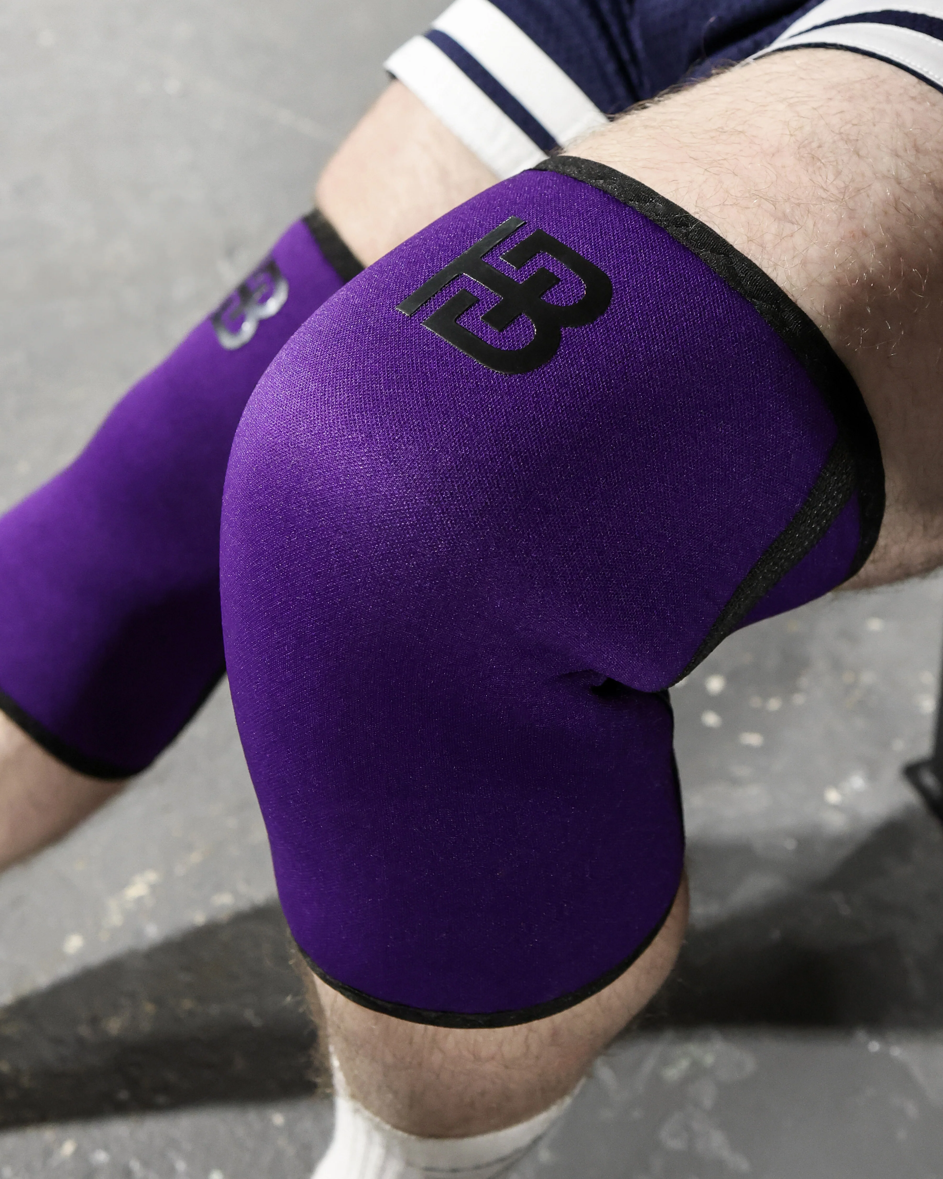 MVPRO Knee Sleeves 7mm Nether Purple - Image 5